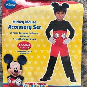 Disney Mickey Mouse Halloween Cosume Set - New in package size Toddler 3-4